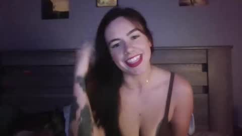 Snapshot of scarlettjo19 chatting on 10-21-25, 02:34 scarlettjo19 online show from 10-21-25, 02:34