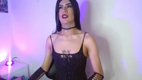 Scarlett online show from 11-15-25, 06:22