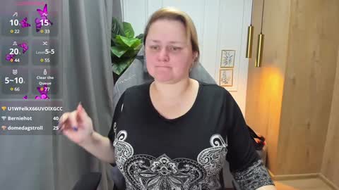 Scarlett online show from 01-28-25, 11:49