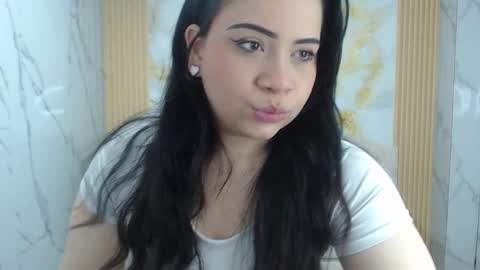 Scarlett  online show from 11-17-25, 08:14