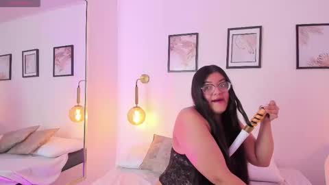 Scarlett Whitmore online show from 10-11-25, 03:39