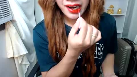 Snapshot of scarletxxxx chatting on 01-18-25, 07:28 Queen Scarlet online show from 01-18-25, 07:28