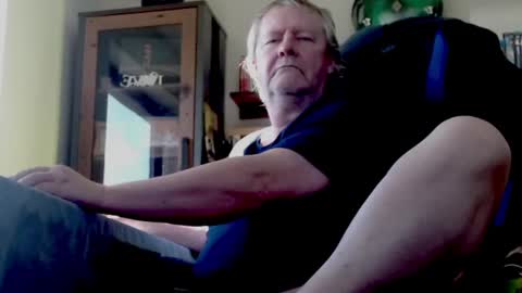 Thomas online show from 03-02-25, 01:49