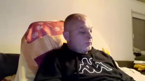 schnibschnab online show from 10-03-25, 01:13