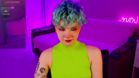 Snapshot of school_love chatting on 12-15-24, 01:32 Rina online show from 12-15-24, 01:32