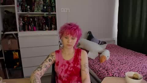 Snapshot of school_love chatting on 03-02-26, 07:15 Rina online show from 03-02-26, 07:15