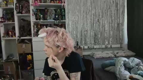 Snapshot of school_love chatting on 03-25-26, 07:14 Rina online show from 03-25-26, 07:14