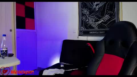 Alejandro help me to reach 200 thumps up online show from 11-05-25, 06:57