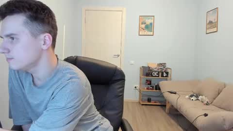 Thomas brunette and Alex blond online show from 02-22-25, 03:03