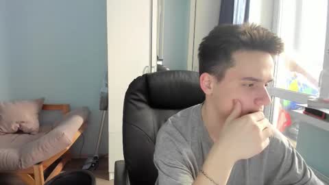 Thomas brunette and Alex blond online show from 01-08-26, 09:11