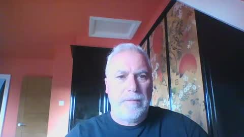 Snapshot of scoti55 chatting on 10-24-25, 03:19 scoti55 online show from 10-24-25, 03:19