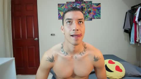 Snapshot of scotrisse chatting on 10-21-25, 03:24 Daniel martinez - Independent model online show from 10-21-25, 03:24