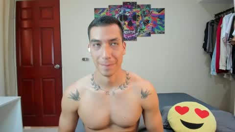 Snapshot of scotrisse chatting on 10-23-25, 06:28 Daniel martinez - Independent model online show from 10-23-25, 06:28