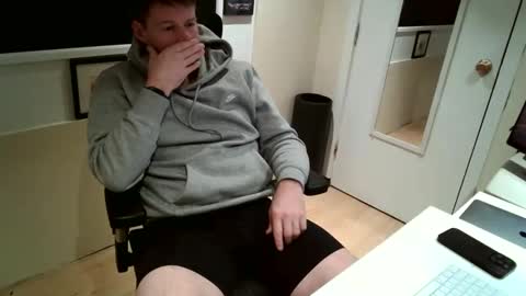 Snapshot of scotsmanx chatting on 02-01-26, 02:32 scotsmanx online show from 02-01-26, 02:32