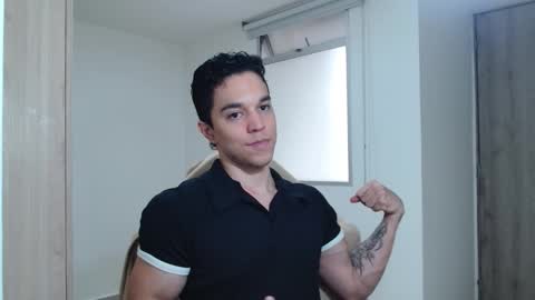 Snapshot of scott_brasher1 chatting on 01-02-25, 06:56 Twitter Scott brasher1 Instagram Camiloestuardo2 online show from 01-02-25, 06:56