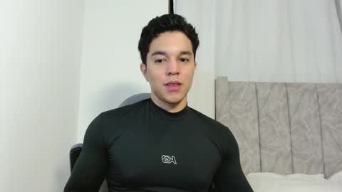 Twitter Scott brasher1 Instagram Camiloestuardo2 online show from 12-19-25, 03:57