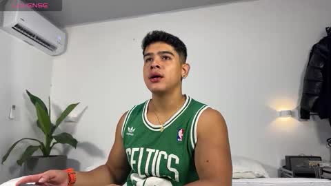 Snapshot of scott_flintt chatting on 11-11-25, 03:45 Andrew Flintt online show from 11-11-25, 03:45