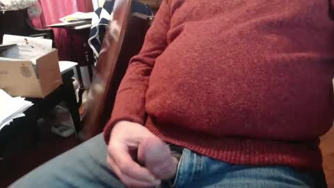 Snapshot of scottbearfun chatting on 01-17-25, 03:53 scottbearfun online show from 01-17-25, 03:53