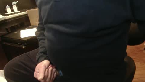 Snapshot of scottbearfun chatting on 02-03-25, 08:03 scottbearfun online show from 02-03-25, 08:03