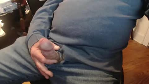 Snapshot of scottbearfun chatting on 03-11-25, 04:29 scottbearfun online show from 03-11-25, 04:29