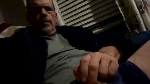 Snapshot of scottj603603 chatting on 11-23-25, 10:37 scottj603603 online show from 11-23-25, 10:37