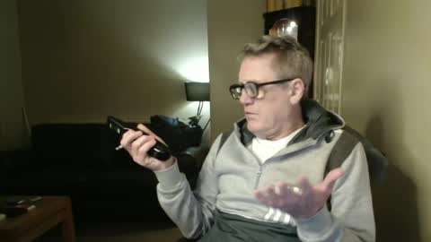 Snapshot of scottsman214 chatting on 01-19-25, 07:04 James online show from 01-19-25, 07:04