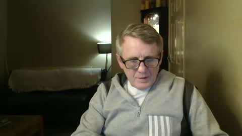 Snapshot of scottsman214 chatting on 02-12-25, 08:07 James online show from 02-12-25, 08:07