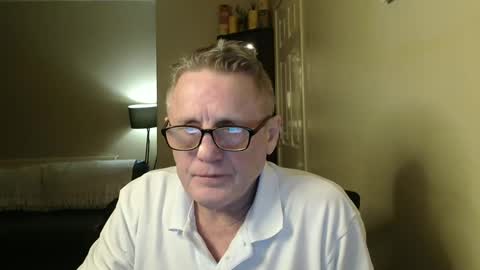 Snapshot of scottsman214 chatting on 02-28-25, 08:18 James online show from 02-28-25, 08:18