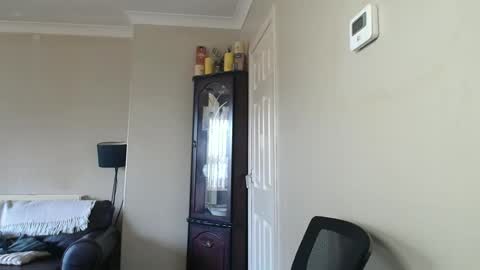 Snapshot of scottsman214 chatting on 03-01-25, 04:54 James online show from 03-01-25, 04:54