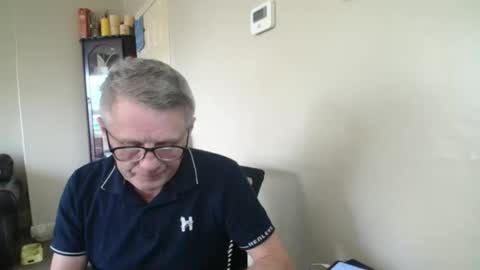 Snapshot of scottsman214 chatting on 10-22-25, 10:48 James online show from 10-22-25, 10:48