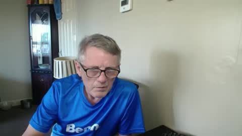 Snapshot of scottsman214 chatting on 10-23-25, 09:41 James online show from 10-23-25, 09:41