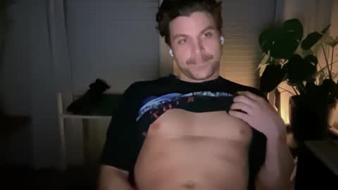 Snapshot of scottybeam chatting on 01-02-25, 09:43 Scotty online show from 01-02-25, 09:43