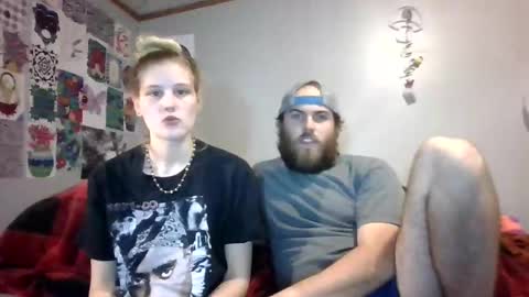 Snapshot of screamingsecrets chatting on 02-10-25, 04:30 screamingsecrets online show from 02-10-25, 04:30