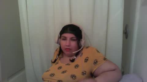 Danni online show from 10-17-25, 07:44