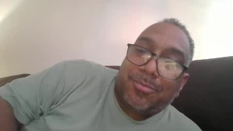 sdblkmale2131 online show from 09-09-25, 10:20