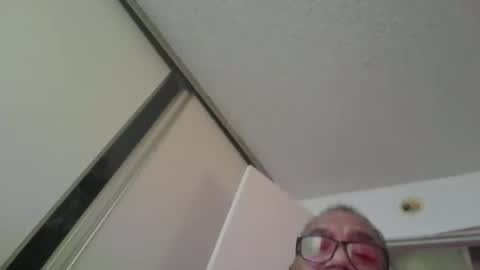 sdblkmale2131 online show from 09-19-25, 02:18