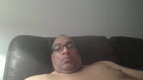 sdblkmale2131 online show from 11-12-25, 11:10