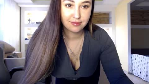 Elizabeth  online show from 01-16-25, 12:53