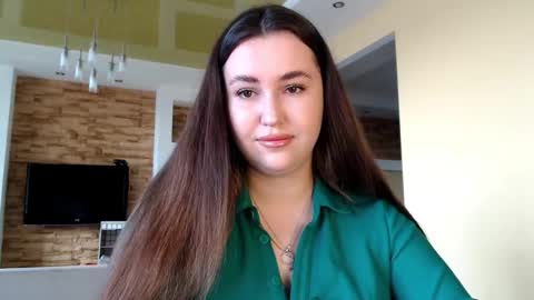 Elizabeth  online show from 02-03-25, 08:35