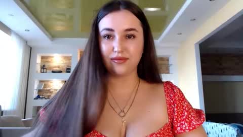 Elizabeth  online show from 02-24-25, 12:26