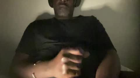 Snapshot of seanbaptiste chatting on 12-26-24, 01:51 Idris online show from 12-26-24, 01:51