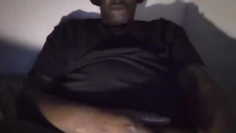 Snapshot of seanbaptiste chatting on 02-26-25, 01:00 Idris online show from 02-26-25, 01:00