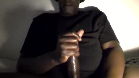 Snapshot of seanbaptiste chatting on 11-07-25, 12:10 Idris online show from 11-07-25, 12:10