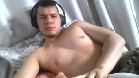 Seb online show from 11-26-25, 04:46