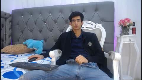 sebalexis7 online show from 10-23-25, 02:22