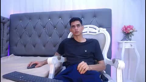 sebalexis7 online show from 10-30-25, 03:19