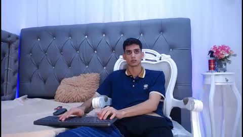 sebalexis7 online show from 10-31-25, 04:24