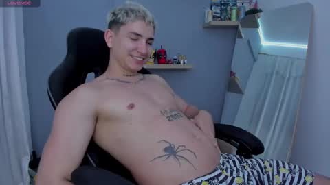 Snapshot of sebas__23 chatting on 02-28-25, 05:15 Sebastin online show from 02-28-25, 05:15