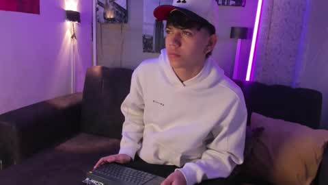 sebas_pretty7 online show from 11-26-25, 12:28