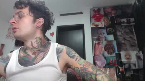 spityio instagram online show from 10-19-25, 06:36